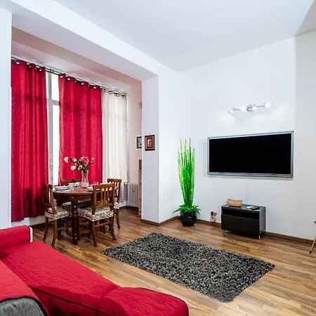 House Serena * Rome